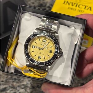 Invicta Specialty Rowan Men's Watch - 40mm,
NWT